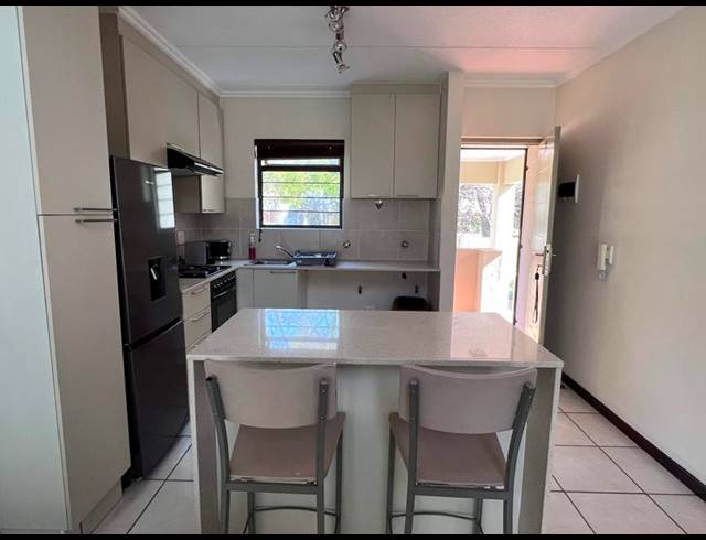 1 BEDROOM PROPERTY TO RENT IN BRYANSTON